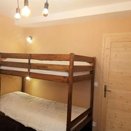 : Cosy 6 Personnes Avec Parking Et Wifi - Fr-1-198-215 Chatel